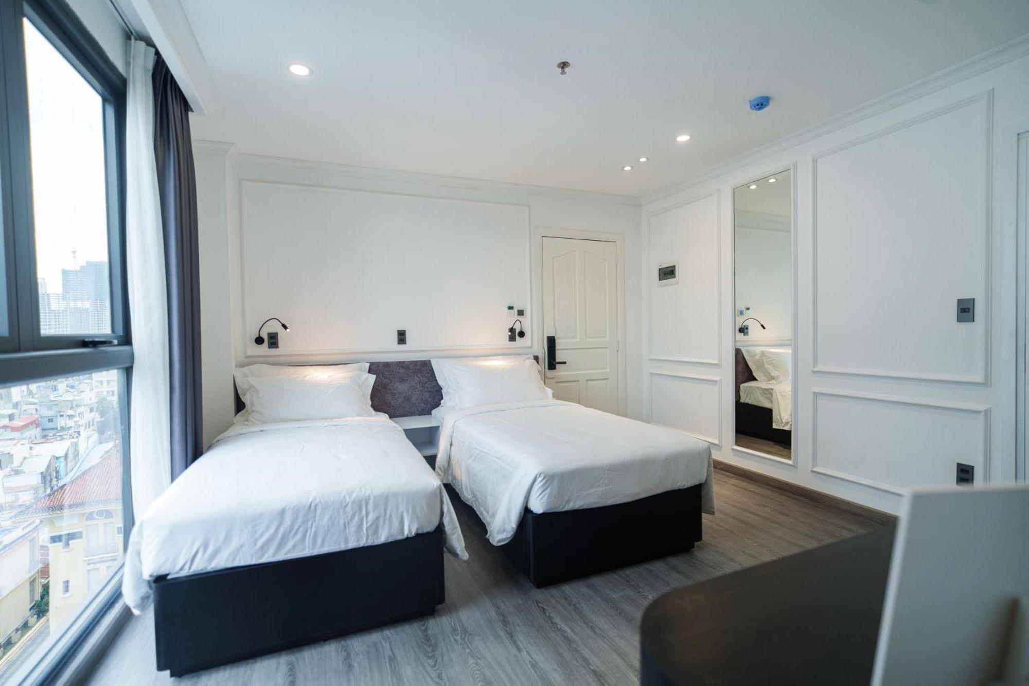 Cityhouse- El Pino Realm At Metro Ben Thanh Market Hotel 4*